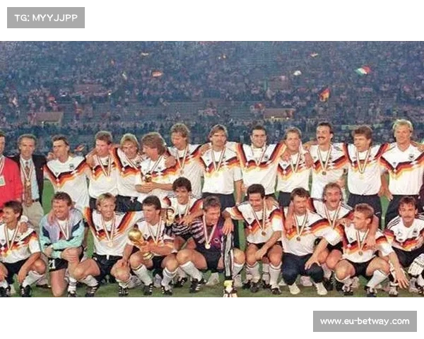 重温1982年世界杯意大利防守反击夺冠之路与战术演变