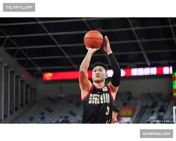 深圳贺希宁21+6+4+3全面数据，本土核心状态回暖助队止连败